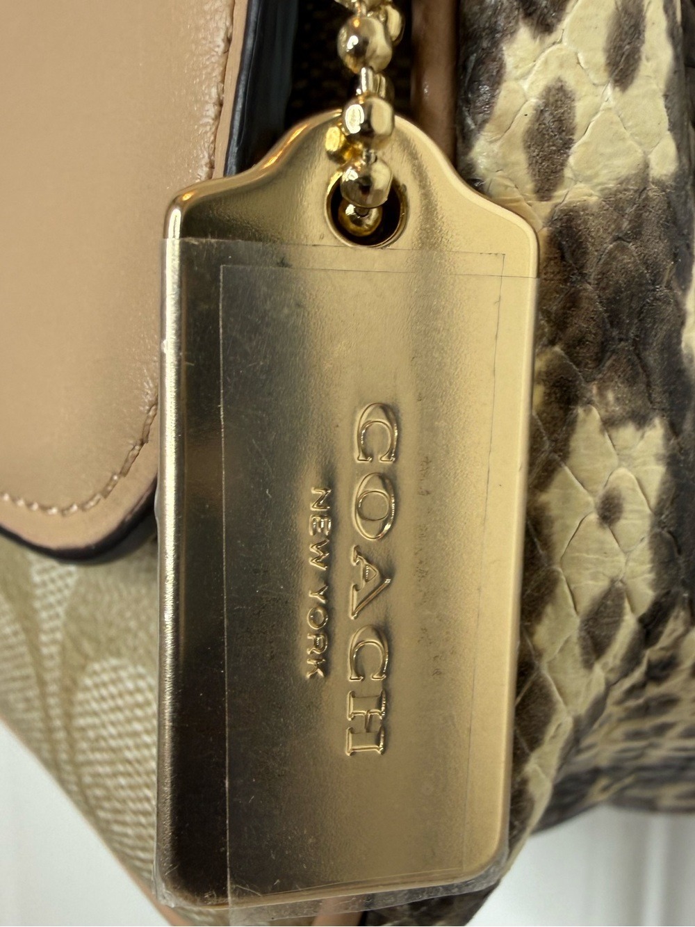 COACH MINI CASSIDY CROSSBODY BAG IN SIGNATURE CANVAS - Picture 7 of 16